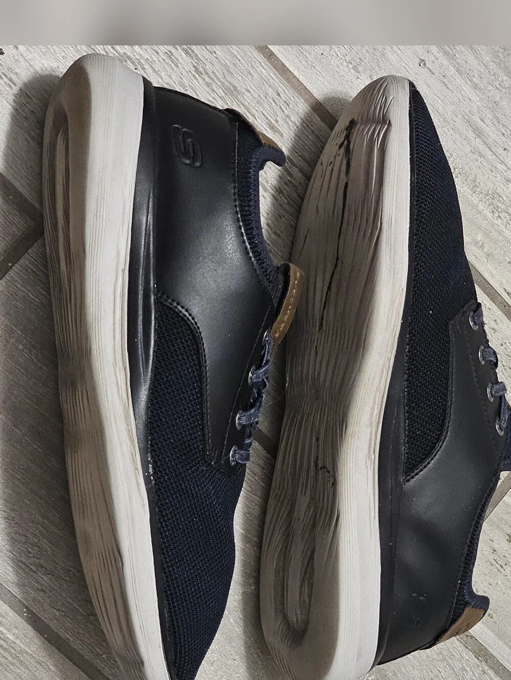 Skechers Shoe Mens  Relaxed Fit Street Casual Low Sneaker black /blue size 12